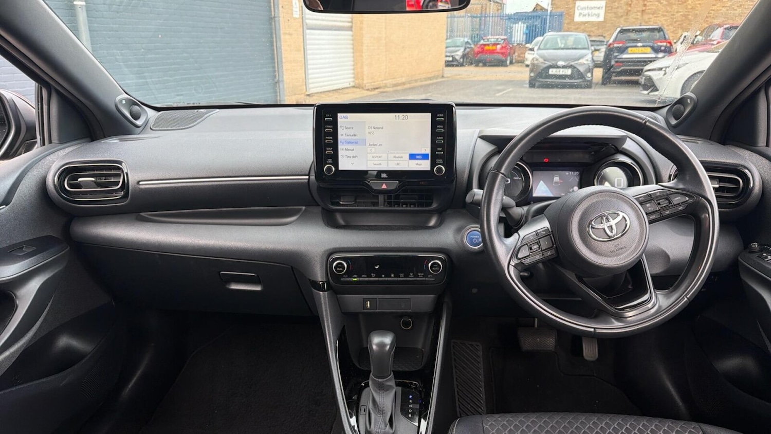 Used Toyota Yaris 2022 for sale - 76791776: Photo 5