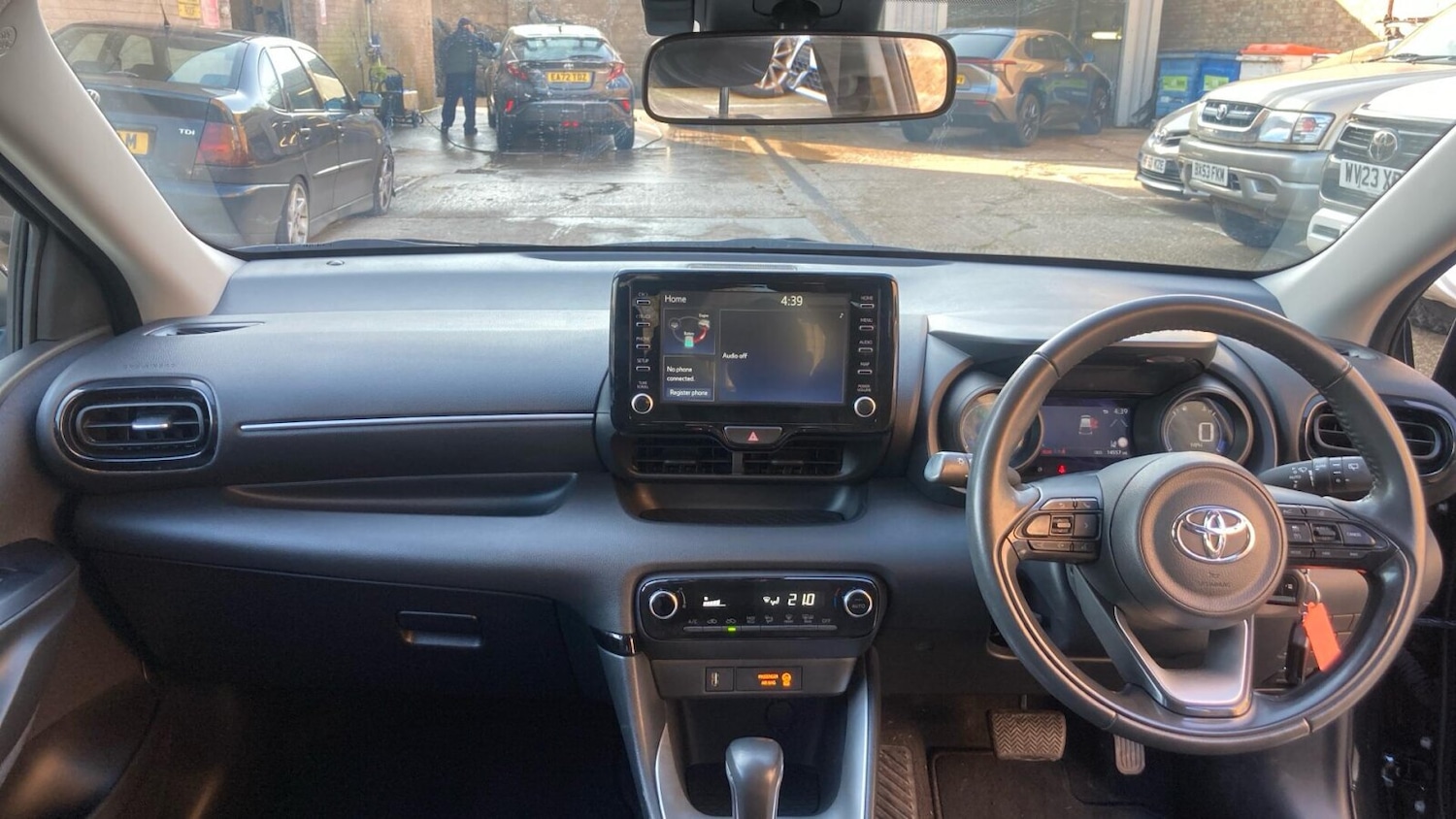 Used Toyota Yaris 2023 for sale - 78169243: Photo 8