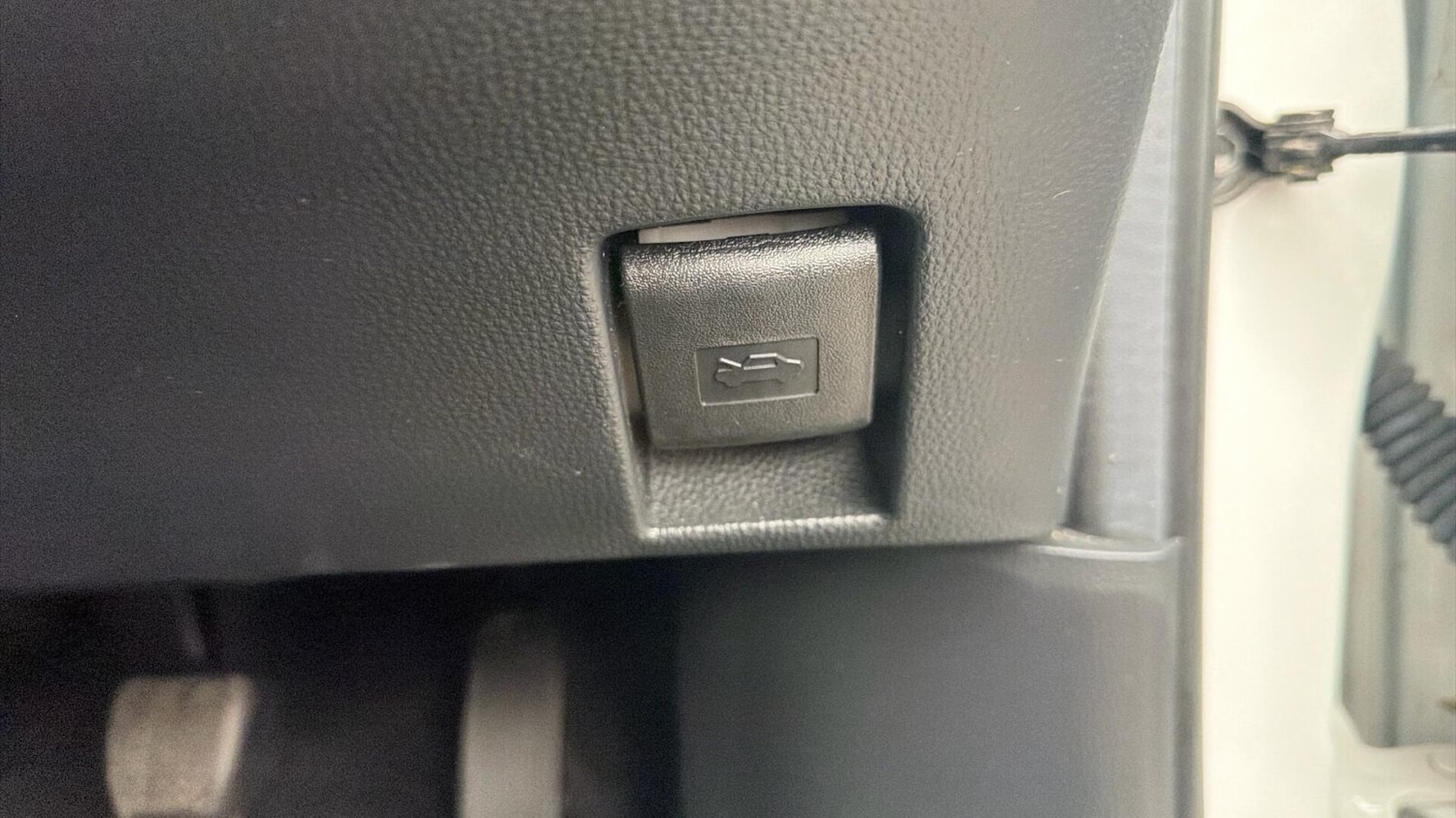 Used Toyota Aygo X 2022 for sale - 76674362: Photo 24