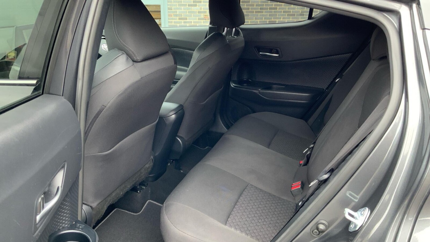 Used Toyota C-HR 2022 for sale - 77650206: Photo 17