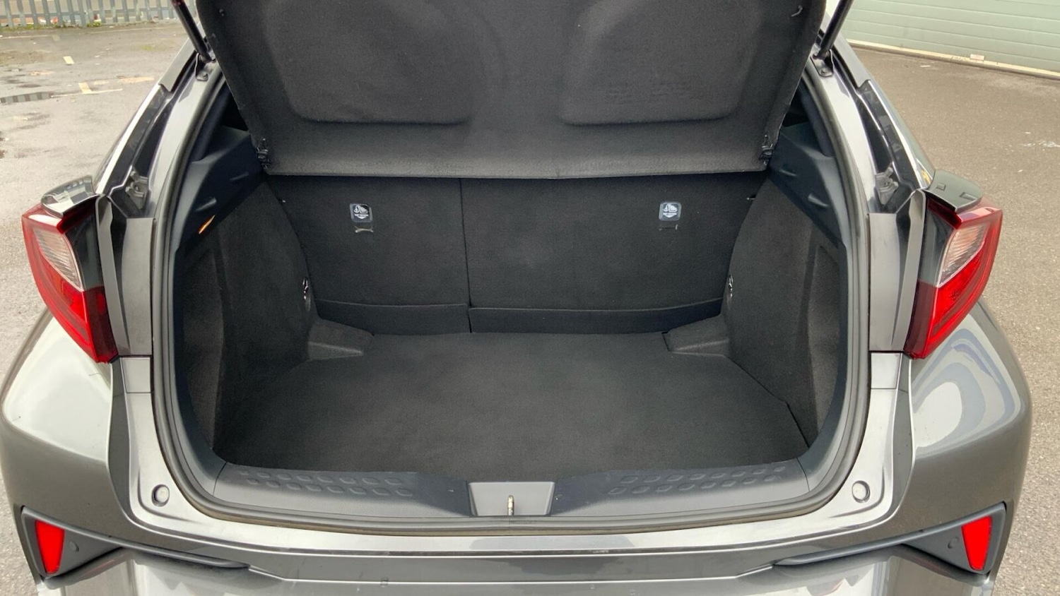 Used Toyota C-HR 2022 for sale - 77650206: Photo 18