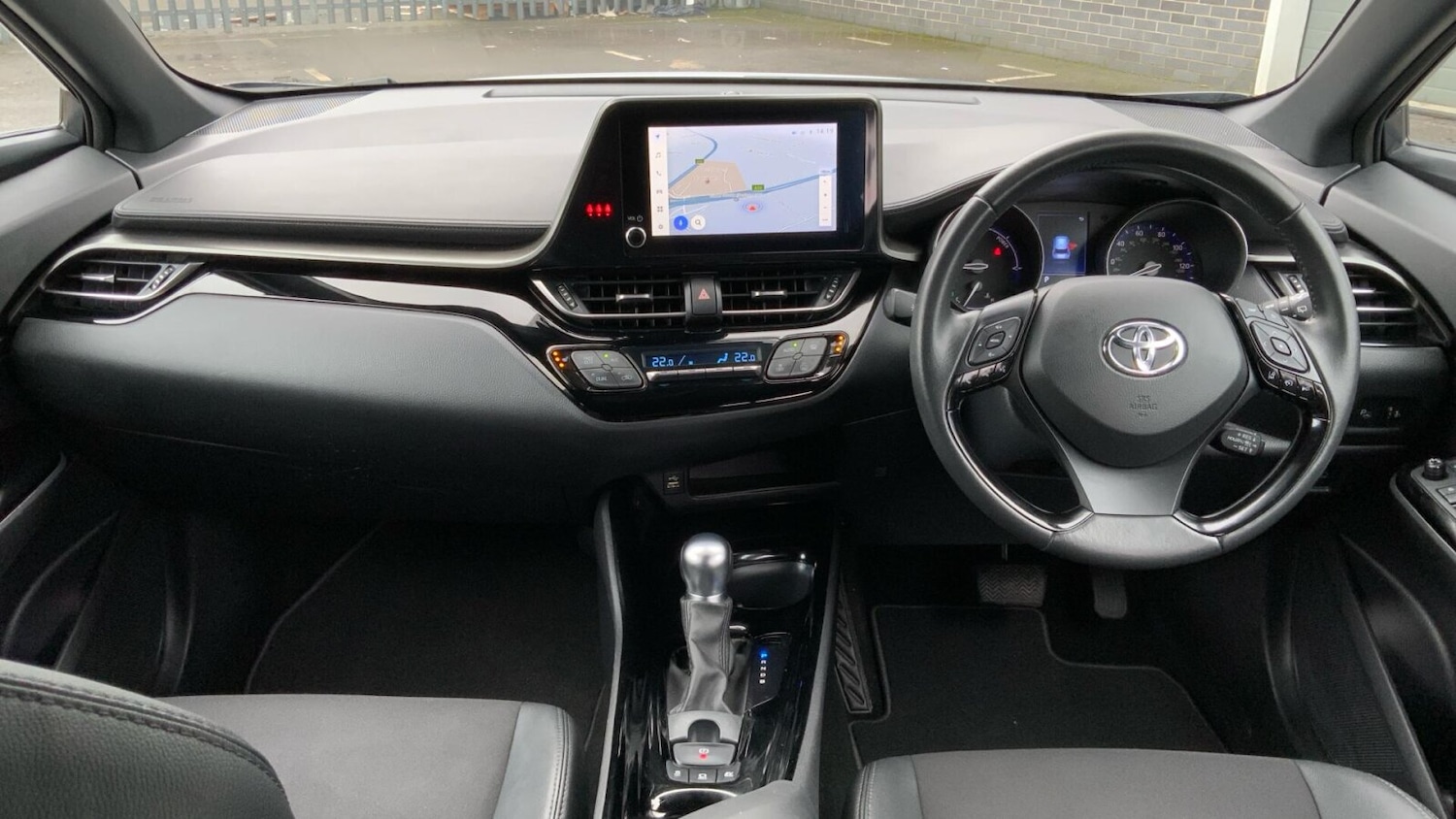 Used Toyota C-HR 2022 for sale - 77650206: Photo 8