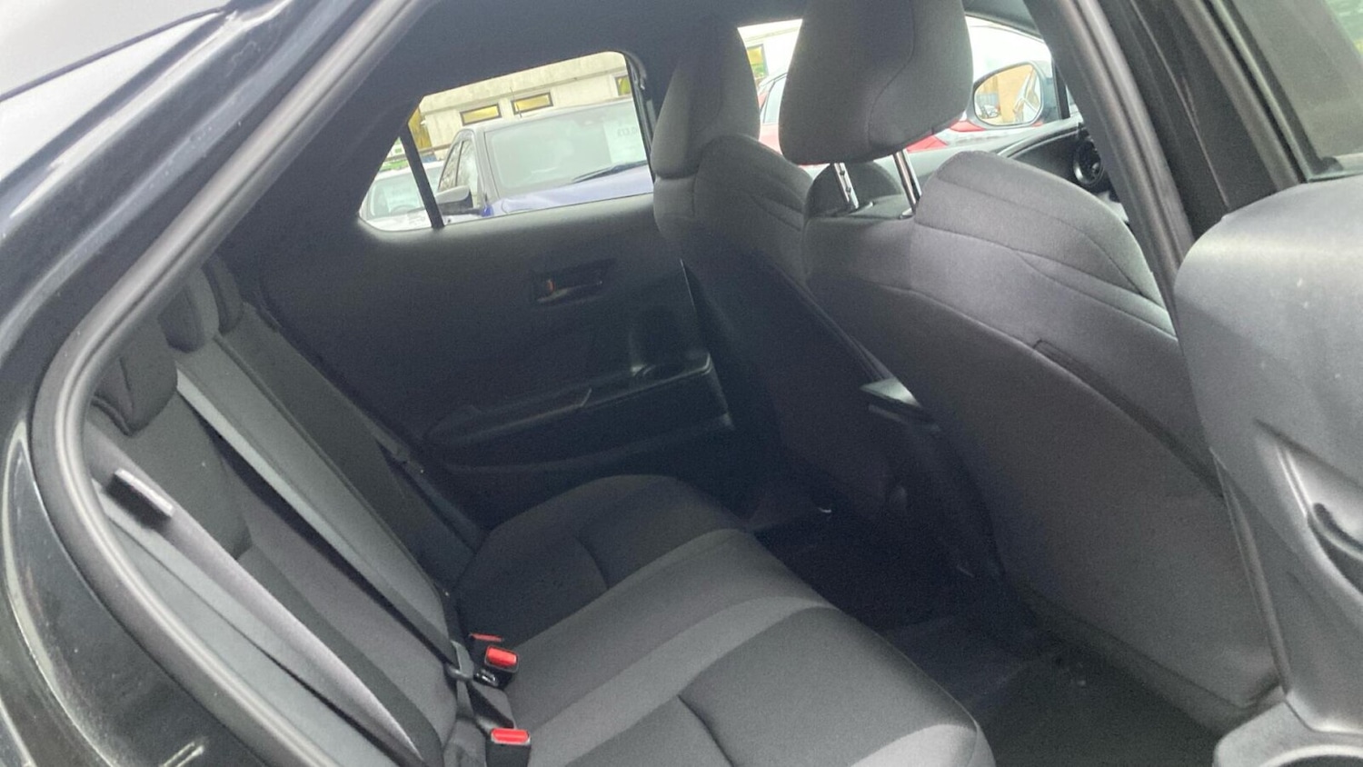 Used Toyota C-HR 2024 for sale - 77045641: Photo 12