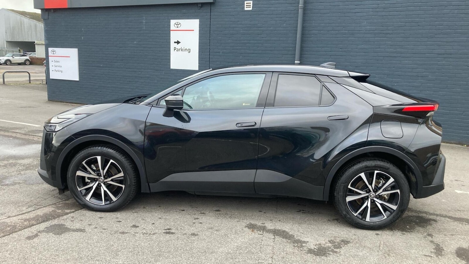 Used Toyota C-HR 2024 for sale - 77045641: Photo 17