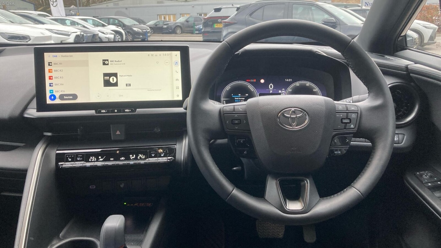 Used Toyota C-HR 2024 for sale - 77045641: Photo 5