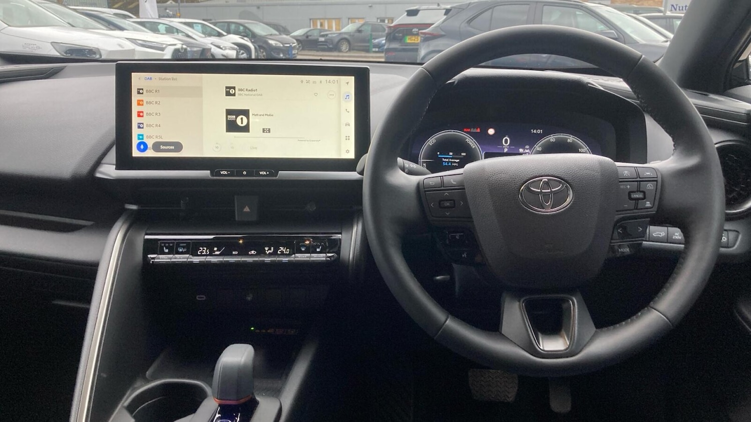 Used Toyota C-HR 2024 for sale - 77045641: Photo 6