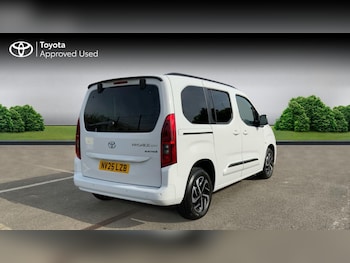 Used Toyota PROACE CITY Verso 2025 for sale - 76678434: Photo