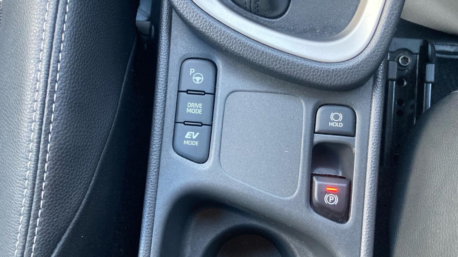 Used Toyota Yaris Cross 2022 for sale - 77099932: Photo 25