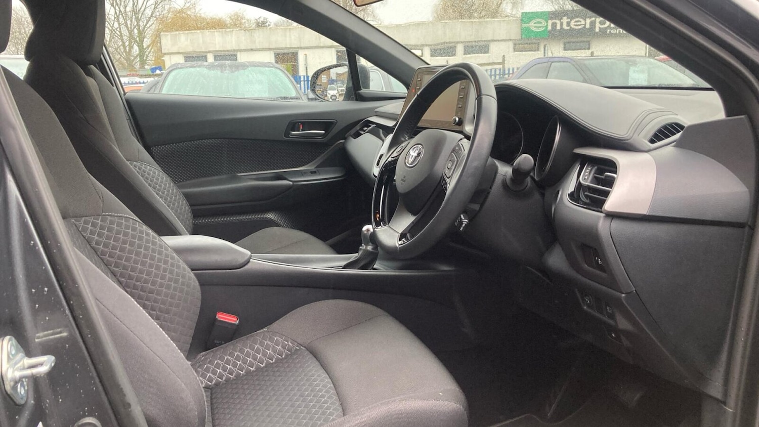 Used Toyota C-HR 2023 for sale - 77662360: Photo 15