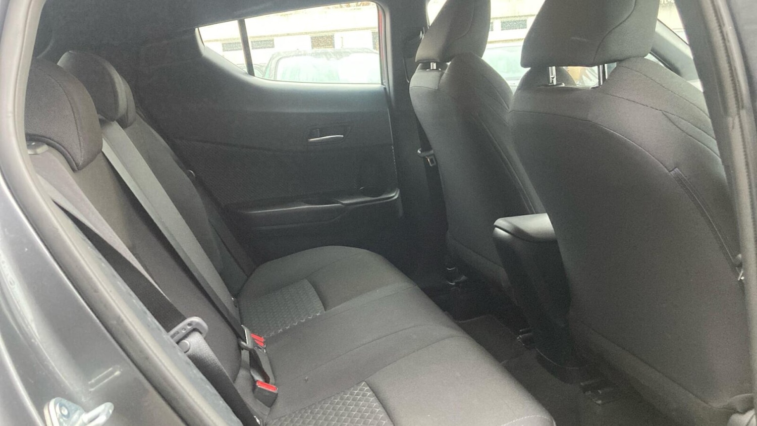 Used Toyota C-HR 2023 for sale - 77662360: Photo 16