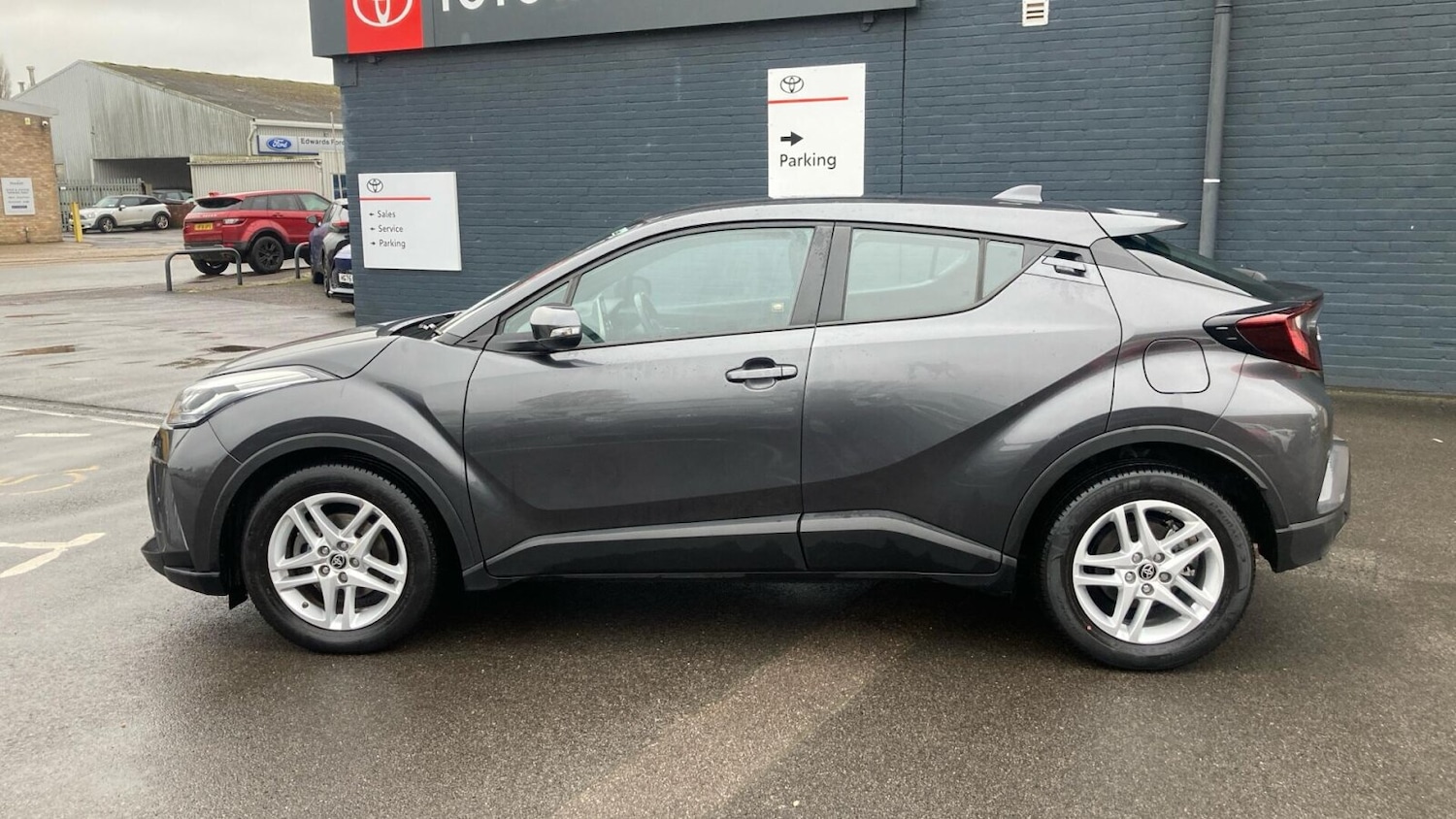 Used Toyota C-HR 2023 for sale - 77662360: Photo 21