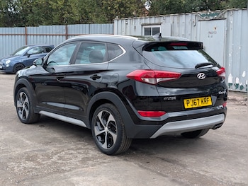 Used Hyundai TUCSON 2017 for sale - 79552328: Photo