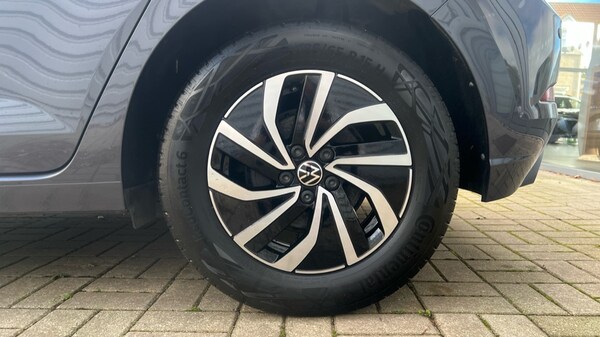 Used Volkswagen Polo 2023 for sale - 76112300: Photo 20