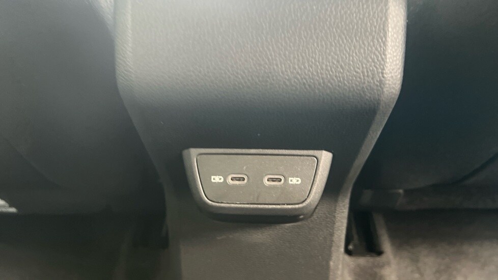 Used Volkswagen Polo 2023 for sale - 76112300: Photo 34