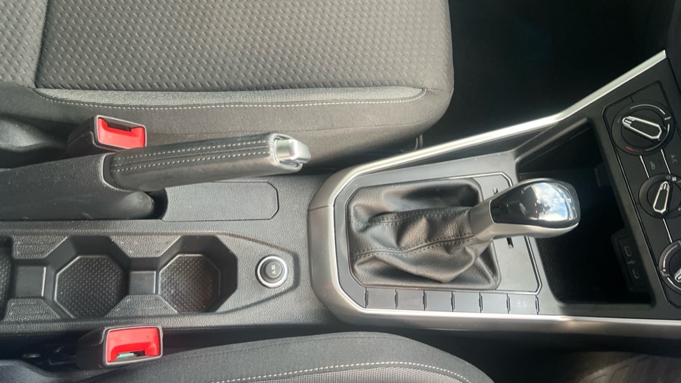 Used Volkswagen Polo 2023 for sale - 76112300: Photo 35