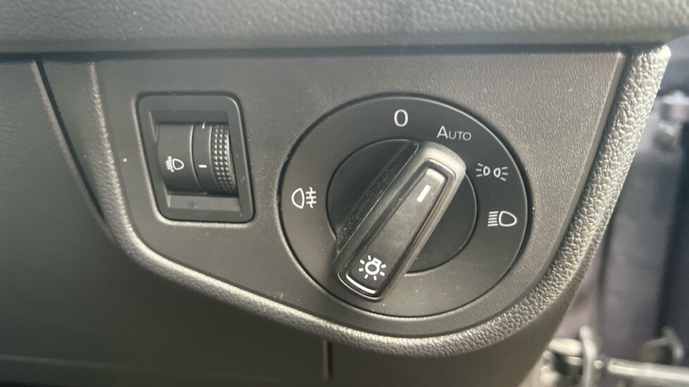 Used Volkswagen Polo 2023 for sale - 76112300: Photo 40