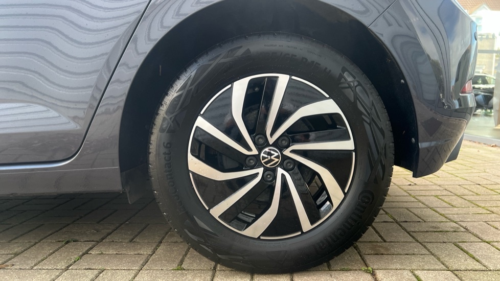 Used Volkswagen Polo 2023 for sale - 76112300: Photo 5