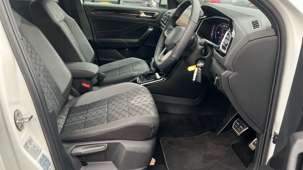 Used Volkswagen T-Roc 2025 for sale - 76434945: Photo 26