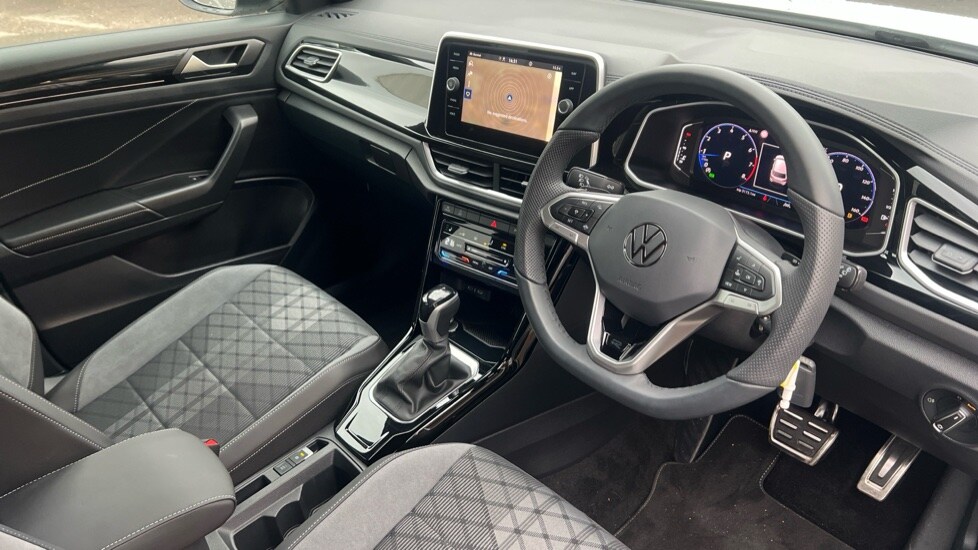 Used Volkswagen T-Roc 2025 for sale - 76434945: Photo 6