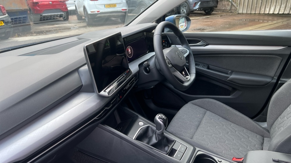 Used Volkswagen Golf 2024 for sale - 76427999: Photo 2