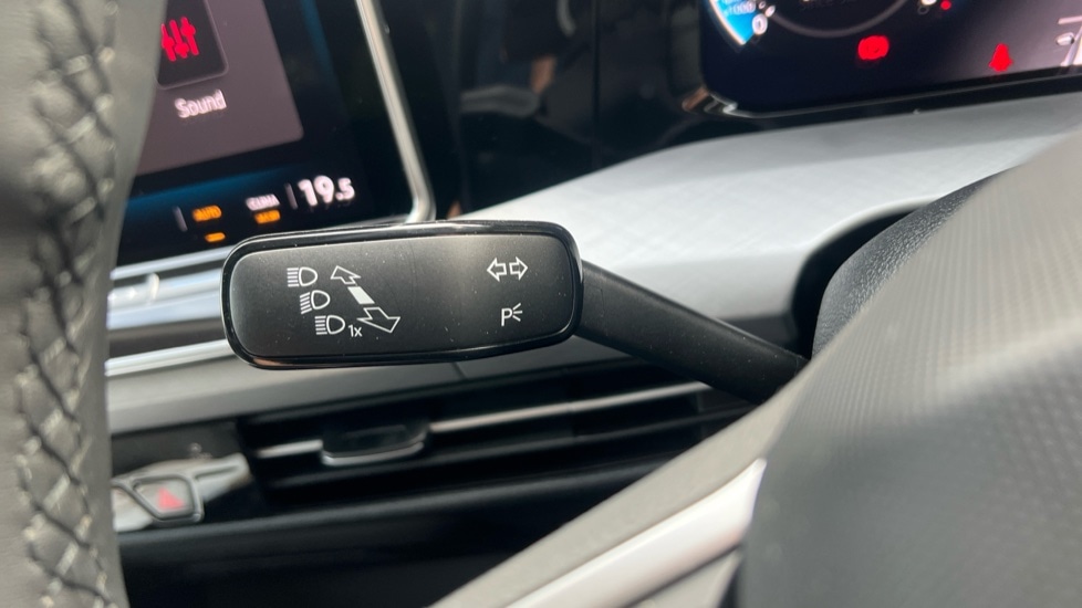 Used Volkswagen Golf 2024 for sale - 76427999: Photo 33