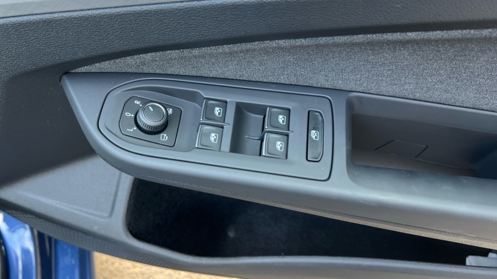 Used Volkswagen Golf 2024 for sale - 76427999: Photo 37