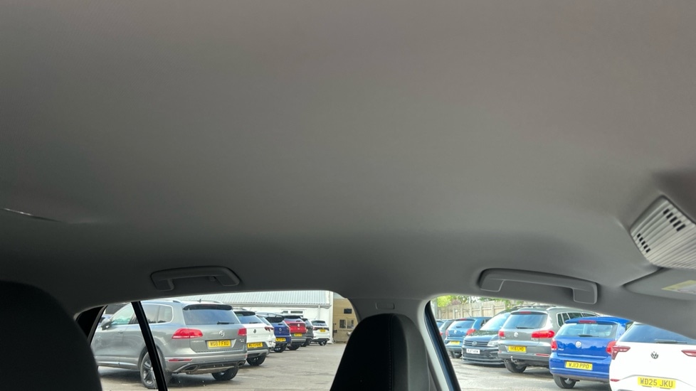 Used Volkswagen Golf 2024 for sale - 76427999: Photo 38