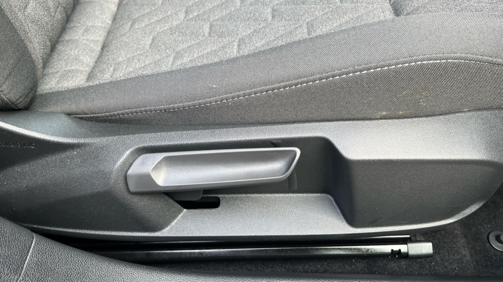 Used Volkswagen Golf 2024 for sale - 76427999: Photo 40