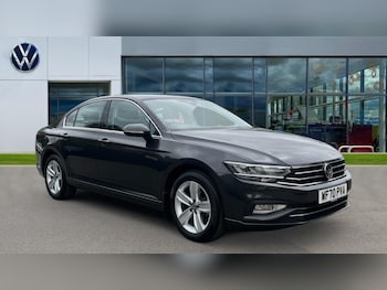 Volkswagen - Passat