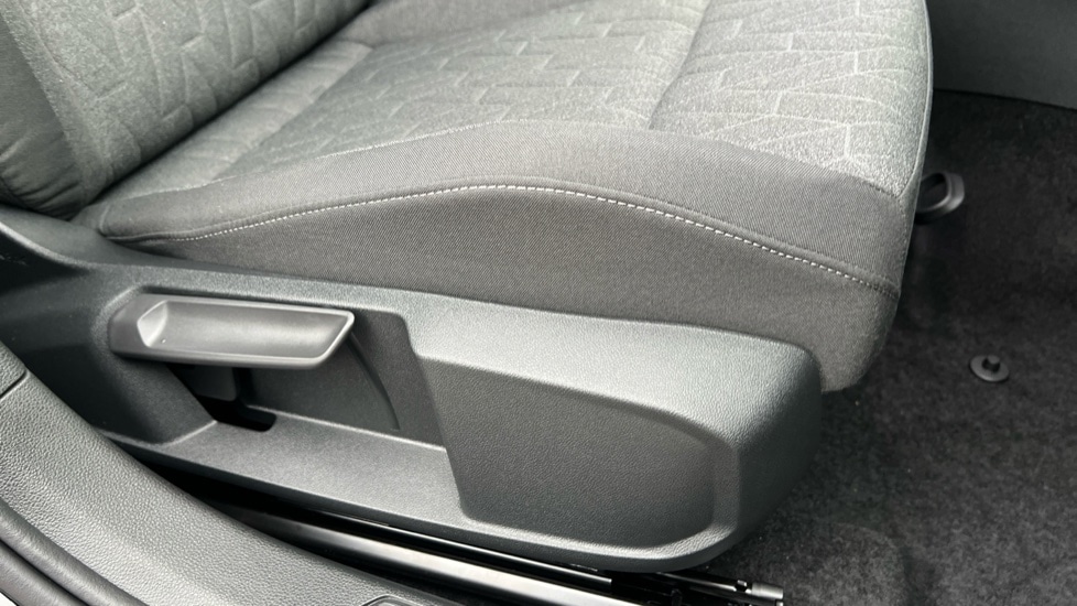 Used Volkswagen Golf 2025 for sale - 76942955: Photo 38