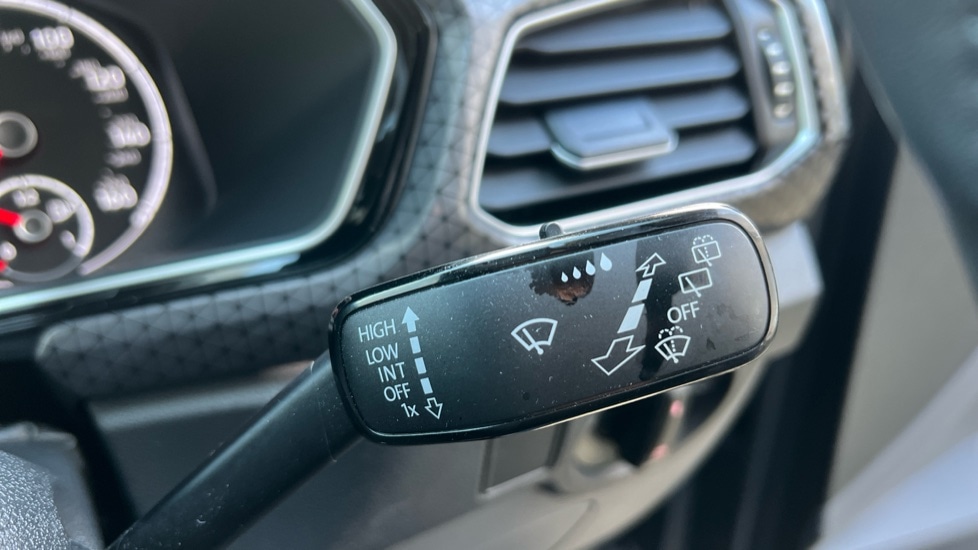 Used Volkswagen T-Cross 2020 for sale - 76745152: Photo 32