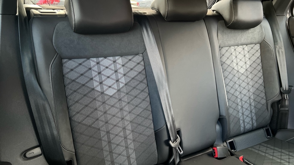 Used Volkswagen T-Cross 2025 for sale - 76447203: Photo 15