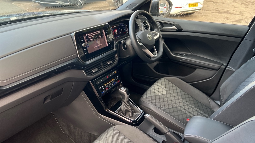 Used Volkswagen T-Cross 2025 for sale - 76447203: Photo 2