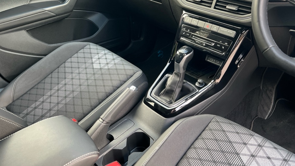 Used Volkswagen T-Cross 2025 for sale - 76447203: Photo 35