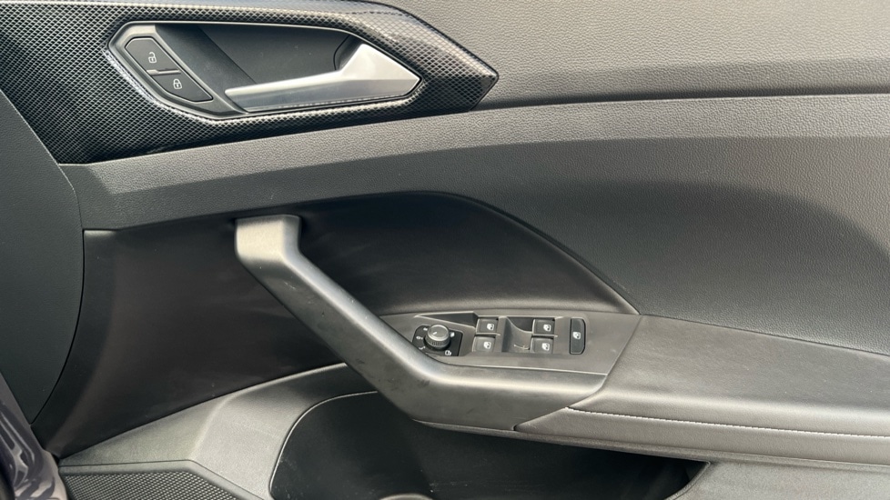 Used Volkswagen T-Cross 2025 for sale - 76447203: Photo 37