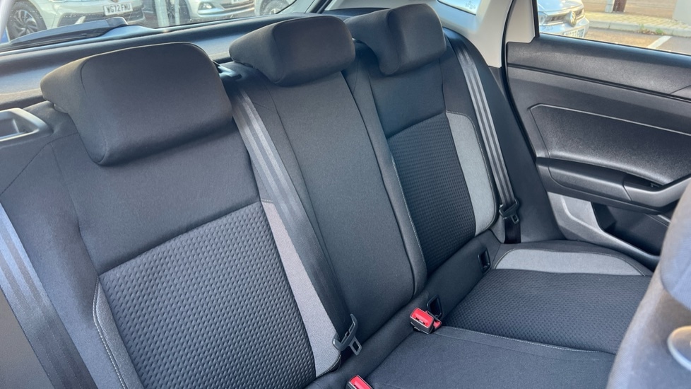 Used Volkswagen Polo 2024 for sale - 76773137: Photo 15