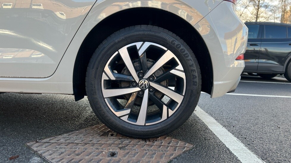 Used Volkswagen Polo 2024 for sale - 76773137: Photo 19