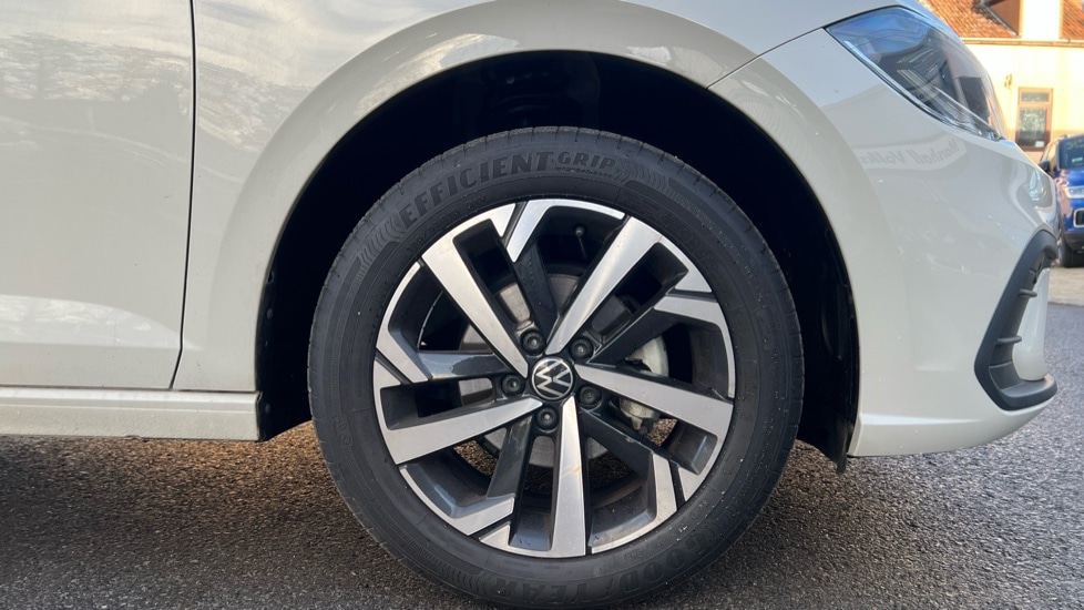 Used Volkswagen Polo 2024 for sale - 76773137: Photo 20