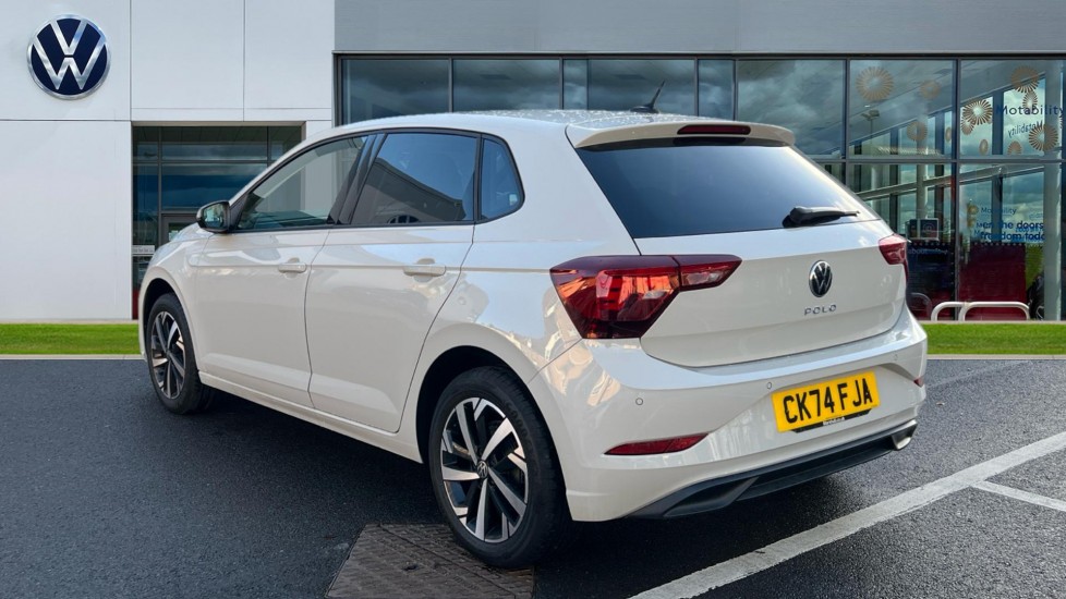 Used Volkswagen Polo 2024 for sale - 76773137: Photo 3