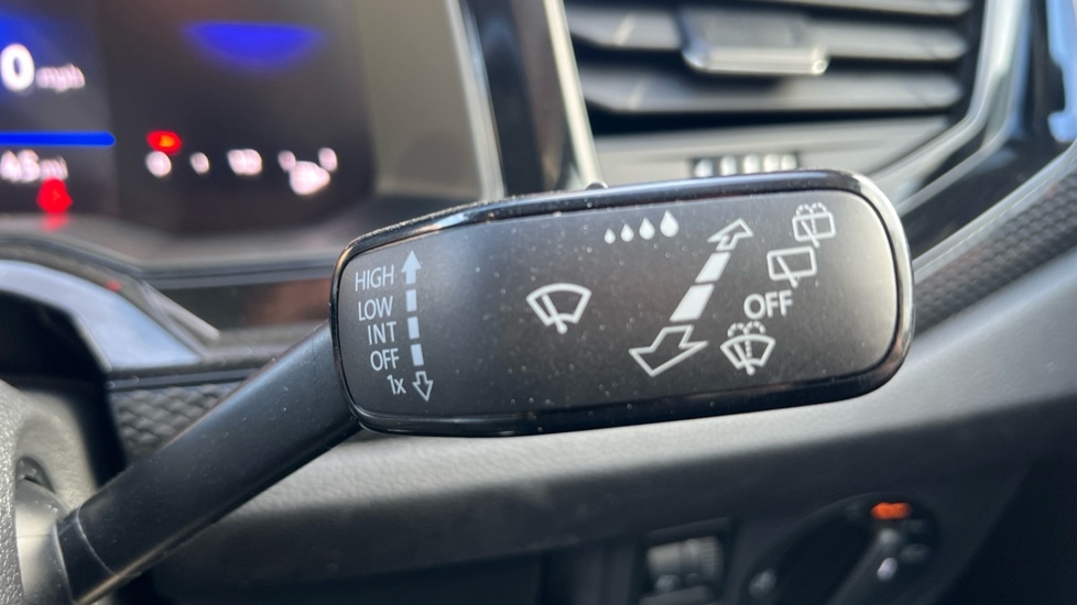 Used Volkswagen Polo 2024 for sale - 76773137: Photo 31