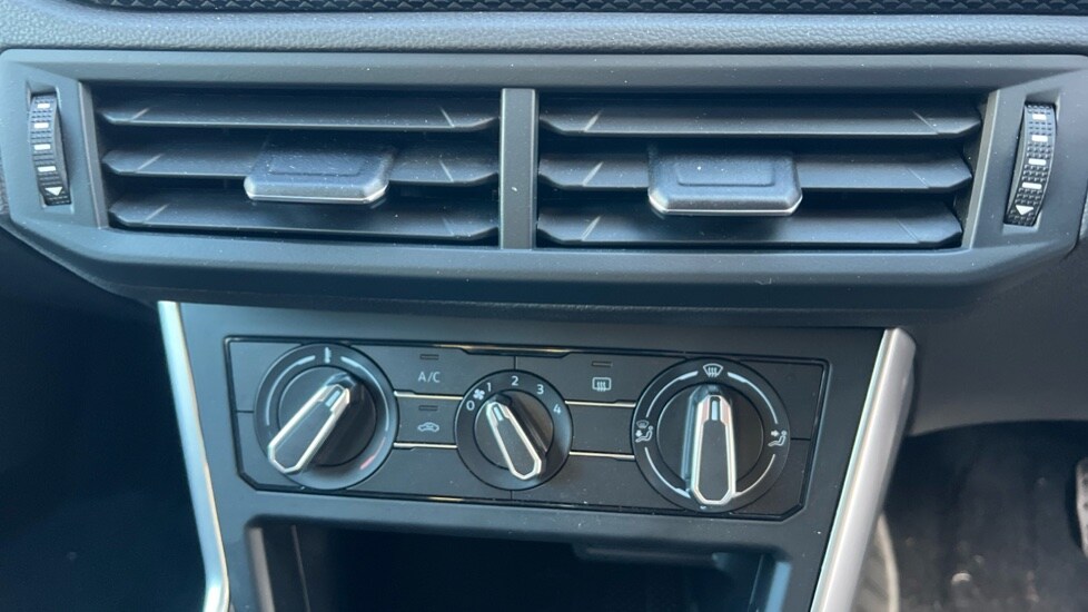 Used Volkswagen Polo 2024 for sale - 76773137: Photo 33