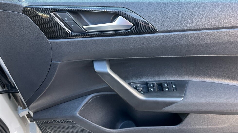 Used Volkswagen Polo 2024 for sale - 76773137: Photo 36