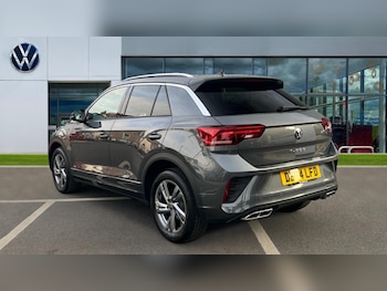 Used Volkswagen T-Roc 2024 for sale - 75874275: Photo