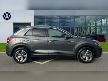 Used Volkswagen T-Roc 2024 for sale - 75874275: Photo