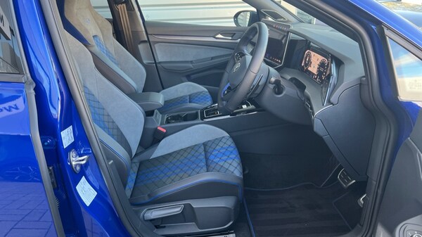Used Volkswagen Golf 2025 for sale - 76328319: Photo 26