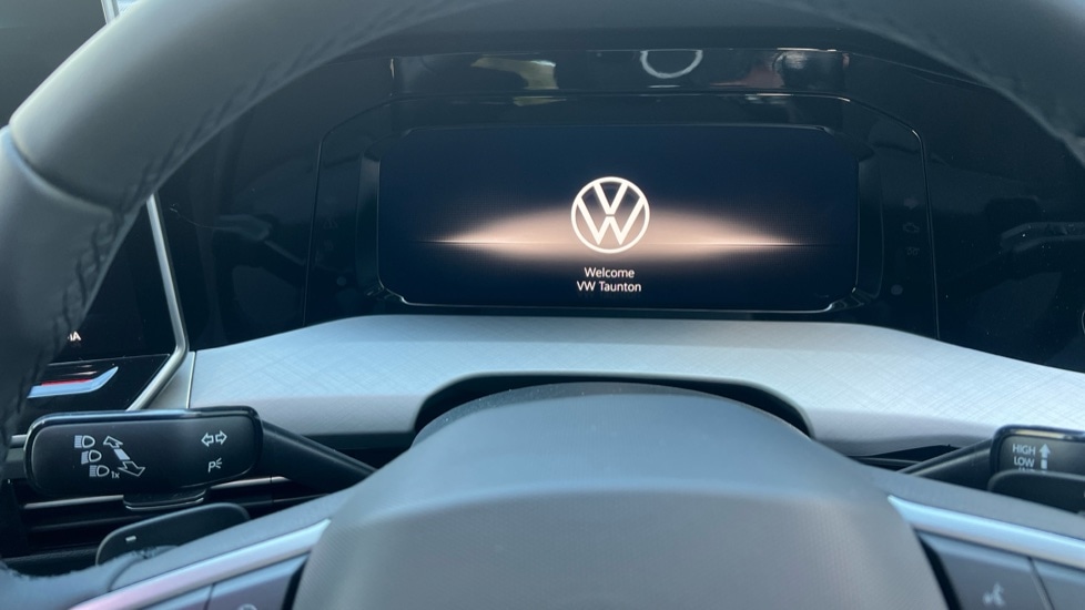 Used Volkswagen Golf 2025 for sale - 76328037: Photo 14