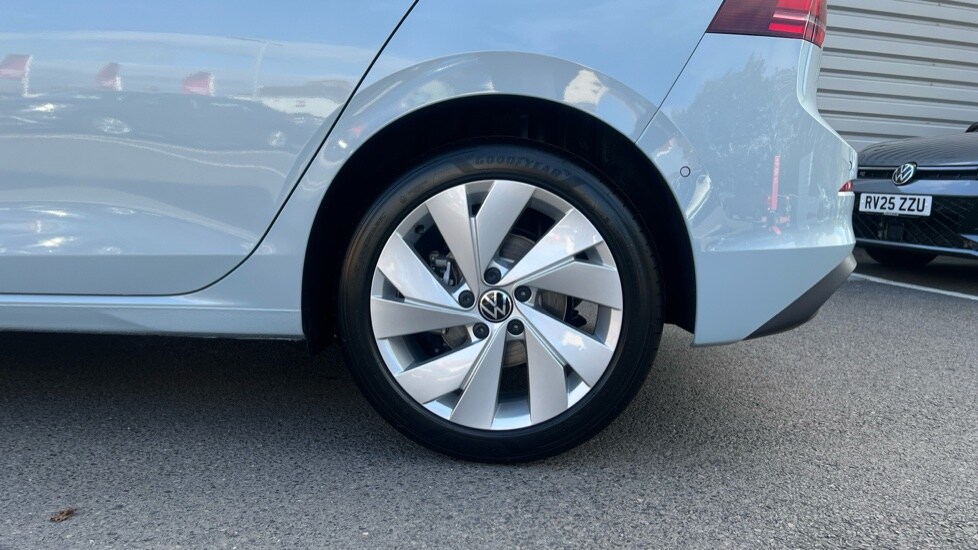 Used Volkswagen Golf 2025 for sale - 76328037: Photo 20