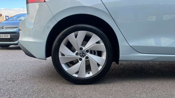 Used Volkswagen Golf 2025 for sale - 76328037: Photo 5