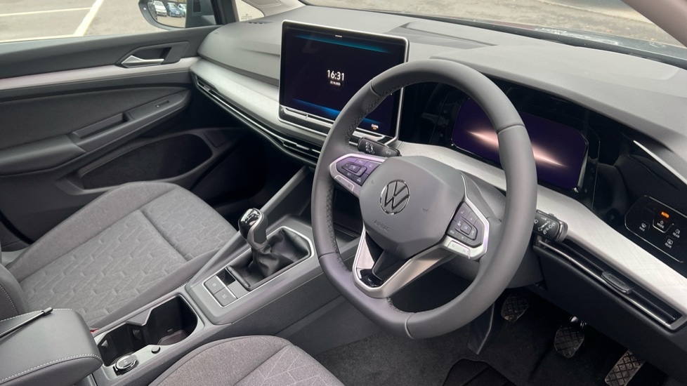 Used Volkswagen Golf 2025 for sale - 76393705: Photo 26