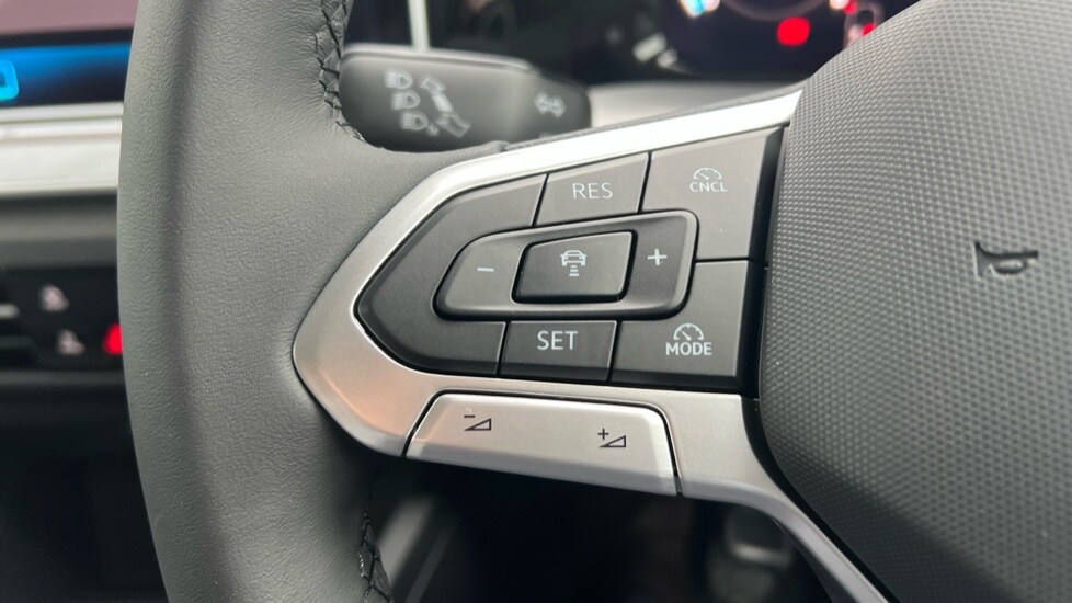 Used Volkswagen Golf 2025 for sale - 76393705: Photo 31